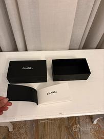 Scatola occhiali da sole Chanel