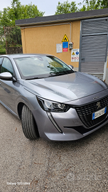 Peugeot 208 100cv