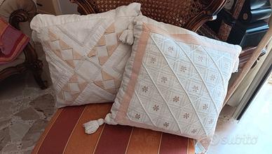 4 cuscini con imbottitura 