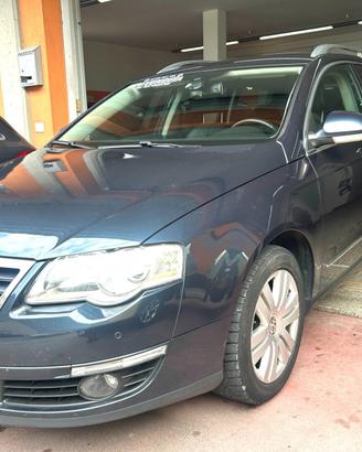 Volkswagen Passat Variant 2.0 tdi Highline dpf