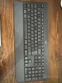 Logitech k650