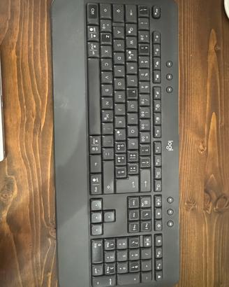 Logitech k650