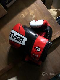 Guanti boxe da allenamento al sacco