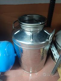 fusto o bidone olio o vino