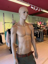Manichino uomo