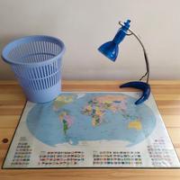 set scrivania lampada cestino tappeto