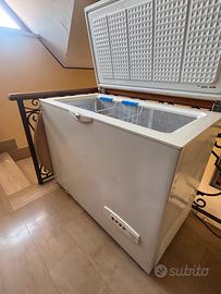 Freezer a pozzetto Whirpool 240 litri funzionante