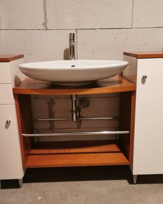 Mobile bagno con lavabo