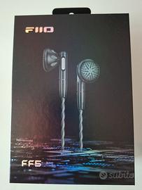 Fiio FF5 in ear buds con filo