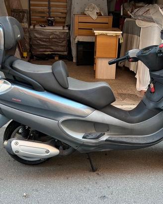 PIAGGIO X9 250 EVOLUTION