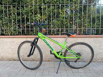 Bicicletta ragazzo mountain-bike usata