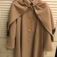 Cappotto con sciarpa  incorporata