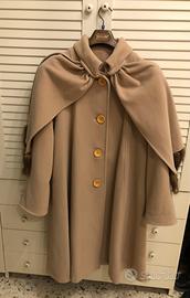 Cappotto con sciarpa  incorporata