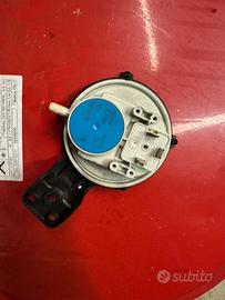 Vaso espansione e pressostato fumi caldaia ariston