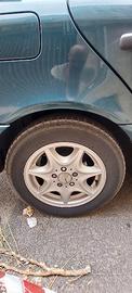 Pneumatici 195/65 r15 con cerchi in lega Mercedes