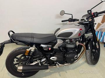Triumph speed twin 900