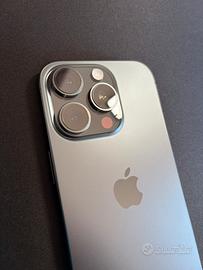 iPhone 16 PRO 256gb - Batteria 100% - Titanio nero