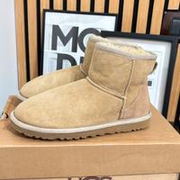 Ugg mini