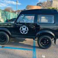 Splendida Suzuki samurai sj