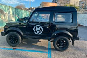 Splendida Suzuki samurai sj