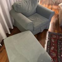 Poltrona ikea EKTORP con pouf