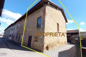 Rustico / Casale di 200 m² con 3 locali a Mezzomer