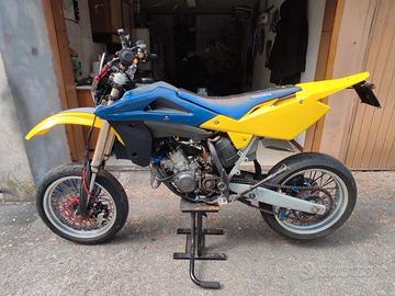 Moto Husqvarna 125 SM