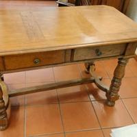 SCRIVANIA ROVERE CON CASSETTI IN ROVERE