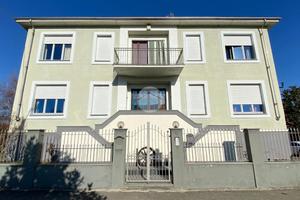 VILLA SINGOLA A CASTELL'ALFERO