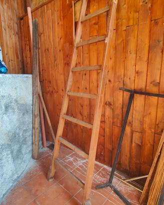 scala legno 