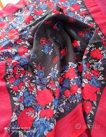 Foulard vintage particolare 