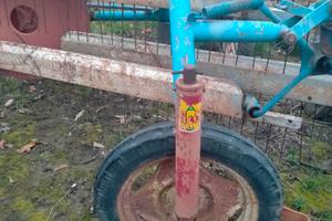 Ranghinatore trattore