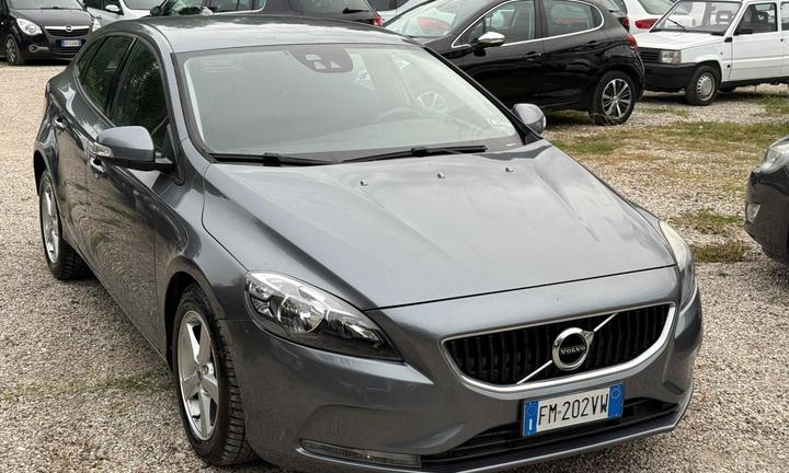 Volvo V40 D3