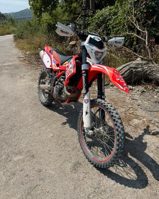 Beta 350 4T enduro