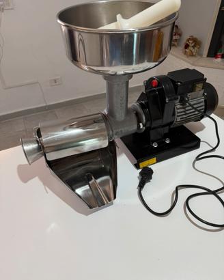 Passapomodoro elettrico