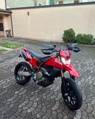 hypermotard 698 mono del 2025
