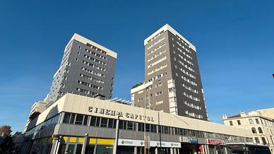 Ampio ufficio di rappresentanza