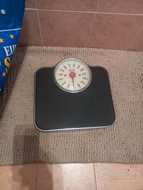 Bilancia pesa persone Imetec