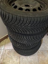 Gomme invernali con cerchi