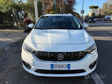 Fiat Tipo 1.6 Mjt S&S SW Lounge Navi Grande