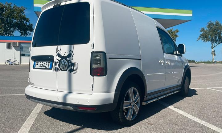 Caddy 1.6 cross volkswagen
