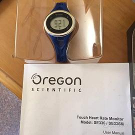 Cardiofrequenzimetro touchscreen Oregon Scientific