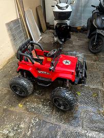 Auto elettrica per bambini 4x4