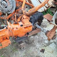 motozappa  scatola ingranaggi e vari pezzi pasbo