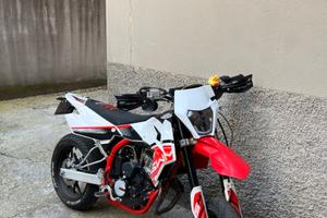 Swm SM 125 R