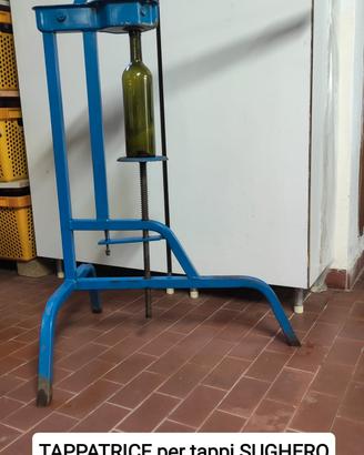 Tappatrici a colonna in metallo x tappi sughero