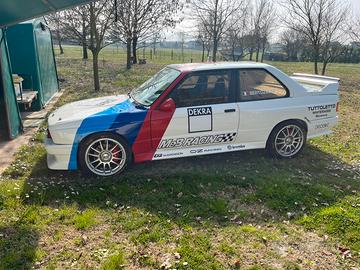 Bmw e30 replica m3 dtm pista drift salita slalom