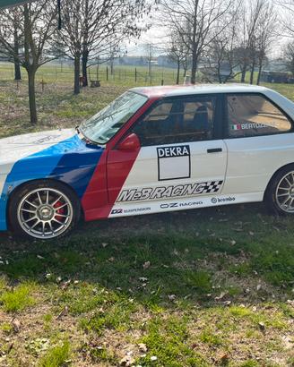 Bmw e30 replica m3 dtm pista drift salita slalom