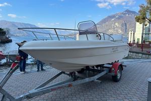 Barca Rascama futurama Varenna