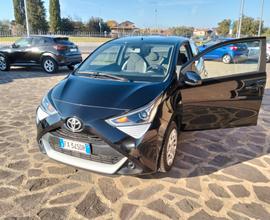 Toyota Aygo 1.0 VVT-i 69 CV 5 porte x-business